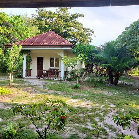 Celtis Resort Malapascua Buitenkant foto